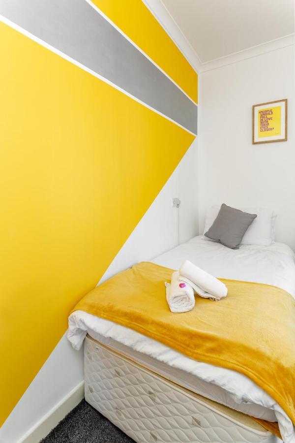 Cosy Anfield Guesthouse - Free Parking 利物浦 外观 照片
